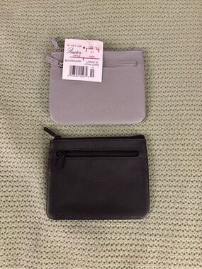 Buxton Gray and Black Leather Zip Coin & Card Wallets